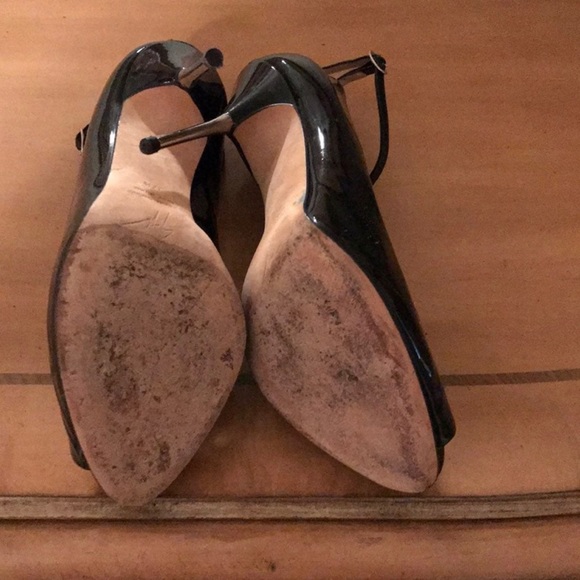 Giuseppe Zanotti Vernice stiletto ankle strap peep toe patent leather pumps. - Picture 10 of 11